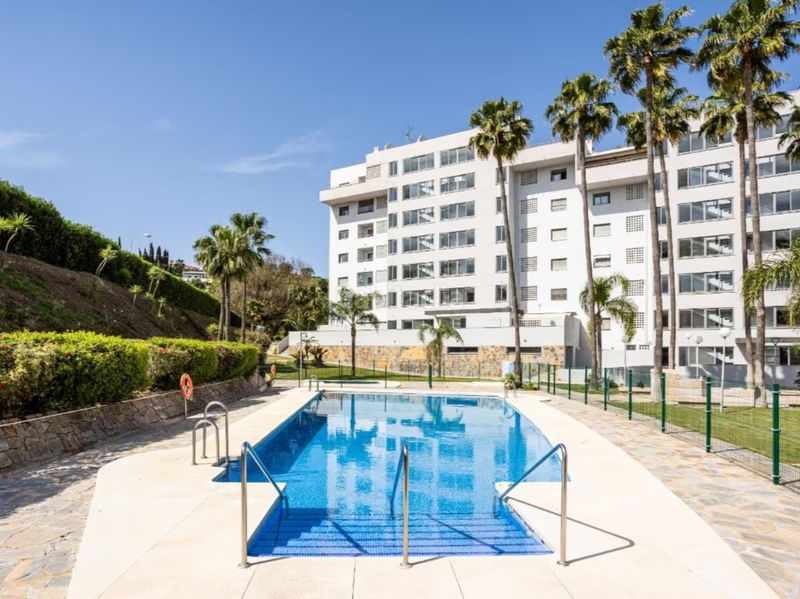 Foto 3ce0ad21-9da4-4755-8b89-a7d183d01141. Pis amb aparcament piscina a Castillo Sohail - Myramar Fuengirola