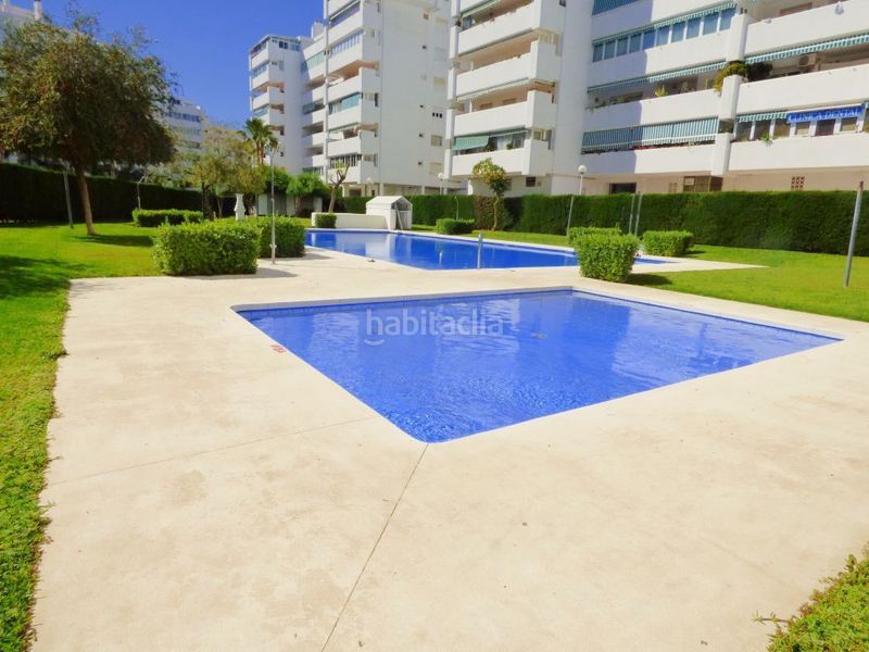 Foto 5e03fc04-64fa-4a98-9376-37928d45bcb4. Pis amb piscina a Castillo Sohail - Myramar Fuengirola
