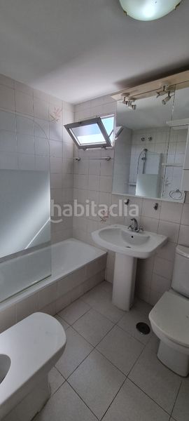 Foto ee3e4f80-e018-4b6d-8f8b-75993927f81e. Pis amb piscina a Castillo Sohail - Myramar Fuengirola