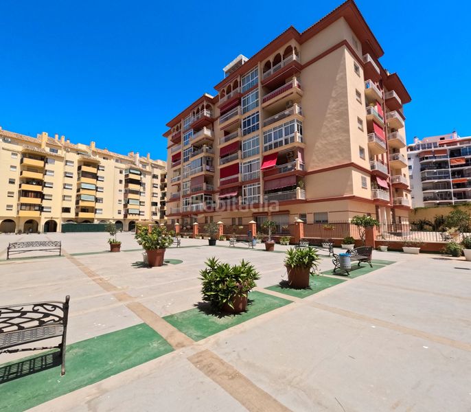 Foto 0c9f3b3b-9f72-48b7-b02d-d963eb2cdc38. Pis amb aparcament piscina a Los Boliches Fuengirola