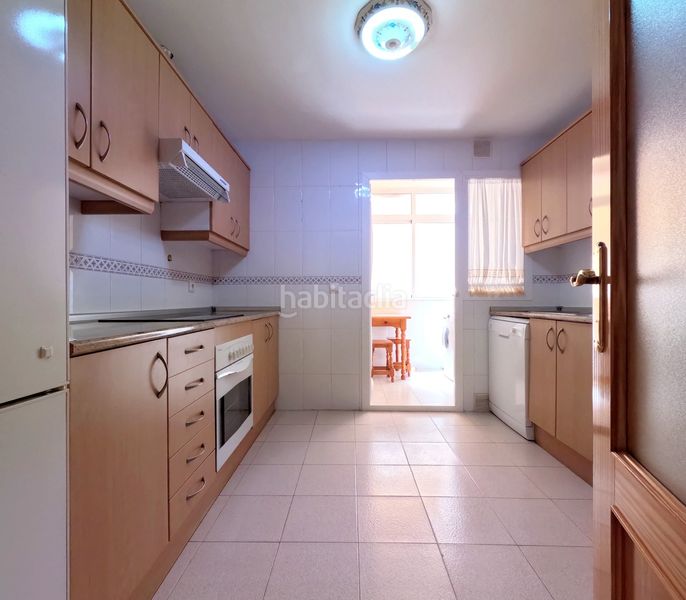 Foto d76f3139-5c5a-456e-b885-16e00671ee39. Pis amb aparcament piscina a Los Boliches Fuengirola