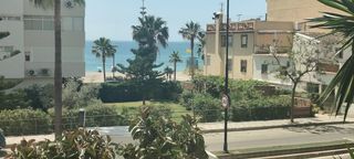Piso en Las Gaviotas - Carvajal. Magnífico piso en 2ª línea de playa en carvajal con terraza, trs