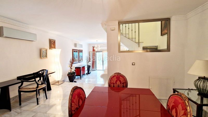 Foto 5cd33ba6-eb6c-401c-9592-ad6ee9078b3f. Casa adosada magnífico adosado reformado golf, con terraza y 2 plazas de parking en Mijas