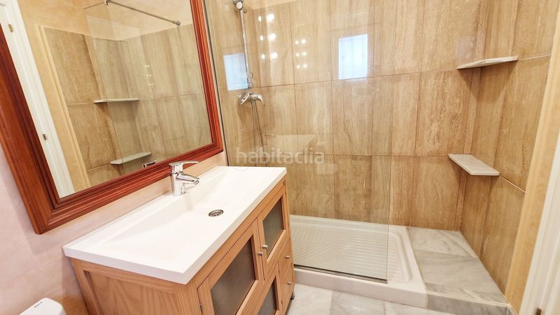 Foto 9123f6e1-7477-4bd2-9ed5-46a483b2981e. Casa adosada magnífico adosado reformado golf, con terraza y 2 plazas de parking en Mijas