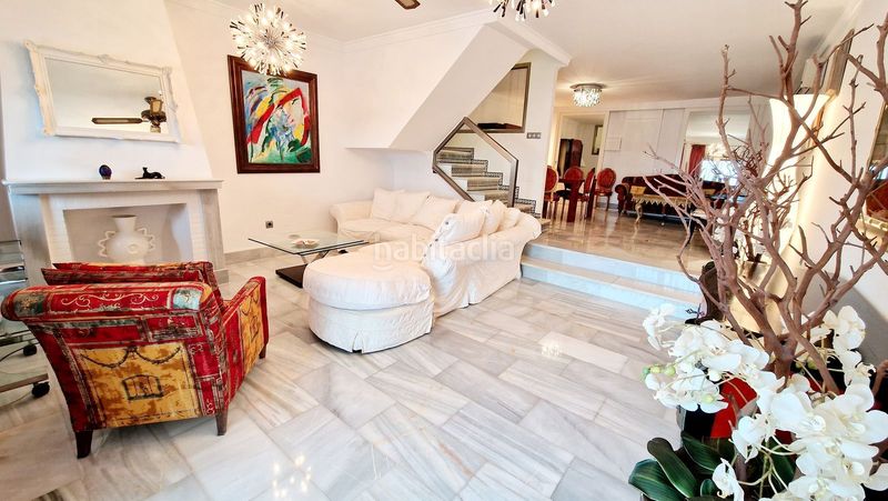Foto b9d40278-5926-4eab-81ae-0835530bf7d5. Casa adosada magnífico adosado reformado golf, con terraza y 2 plazas de parking en Mijas