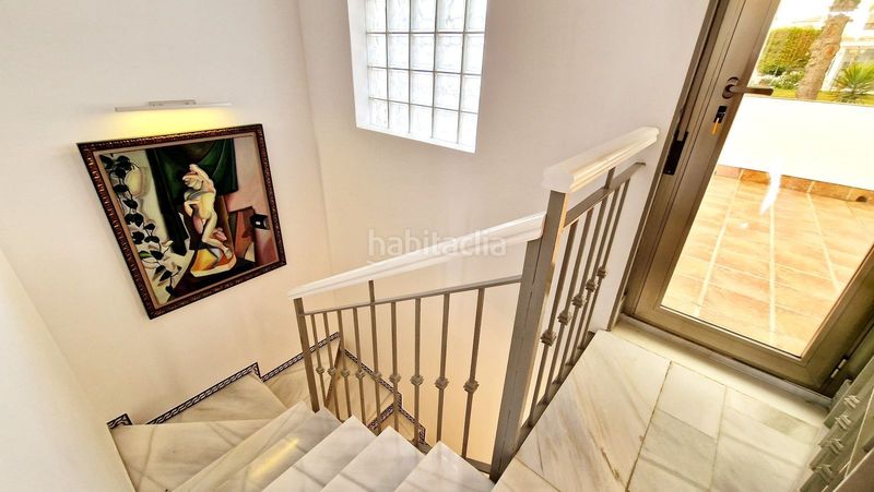 Foto f900b856-7bed-443d-8a16-7fda4adad442. Casa adosada magnífico adosado reformado golf, con terraza y 2 plazas de parking en Mijas