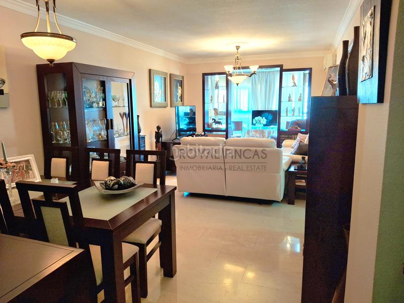 Foto 9a36a5b5-c1ee-4f99-b2b4-09f9dd012078. Piso en calle jacinto benavente 1 en Ricardo Soriano Marbella