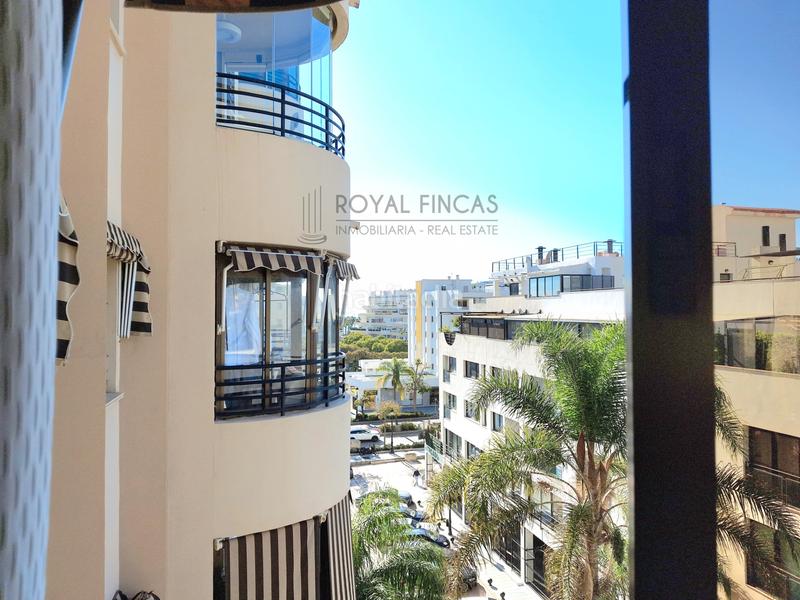 Foto e6647807-c325-4d2d-862b-9bfde4c6ff74. Piso en calle jacinto benavente 1 en Ricardo Soriano Marbella