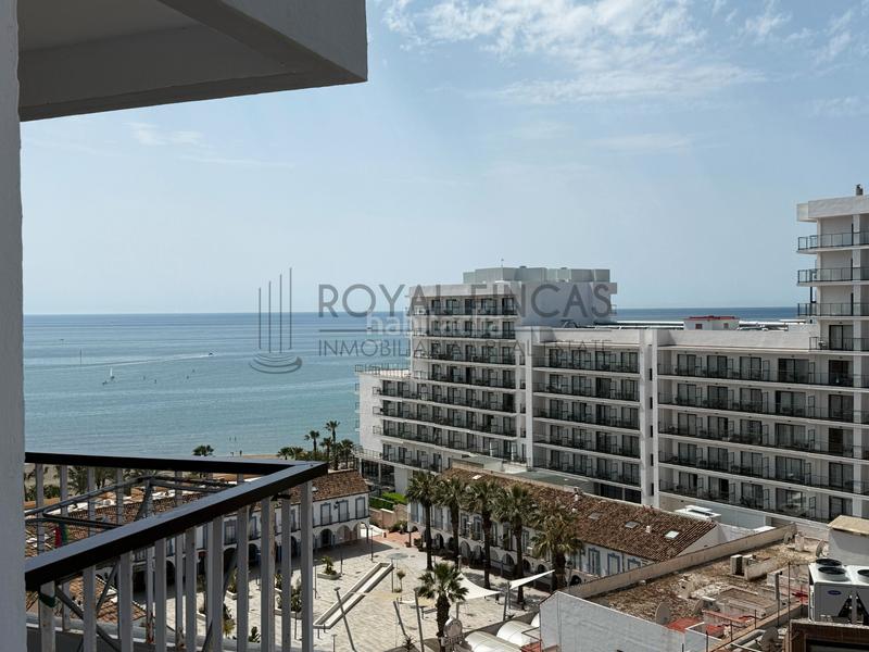 Foto b7e4627f-ef0a-4e13-af2a-4e813c01536b. Appartamento con piscina in Puerto Marina Benalmádena