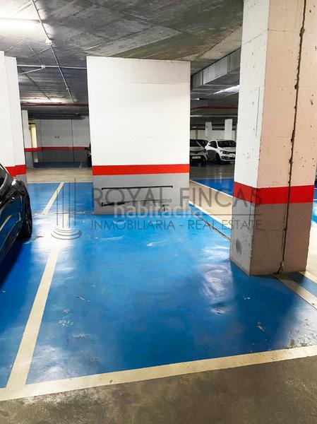 Foto 38ce5c38-db90-4401-ae63-d458b402f004. Car parking in Arroyo de la Miel Benalmádena