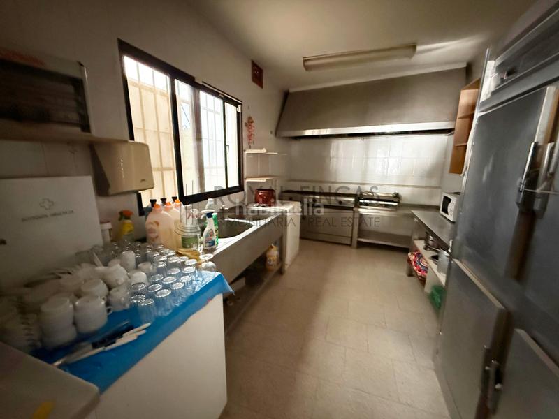 Foto d248fa4d-b24b-46b7-a835-6b3eeed6e992. Lloguer local comercial a avenida las palmeras 162 a Benalmádena