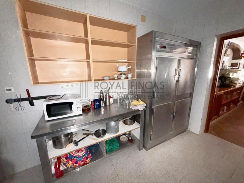 Foto 7d150c85-7449-4acc-8185-264822d364a3. Location local commercial dans avenida las palmeras 162 dans Benalmádena