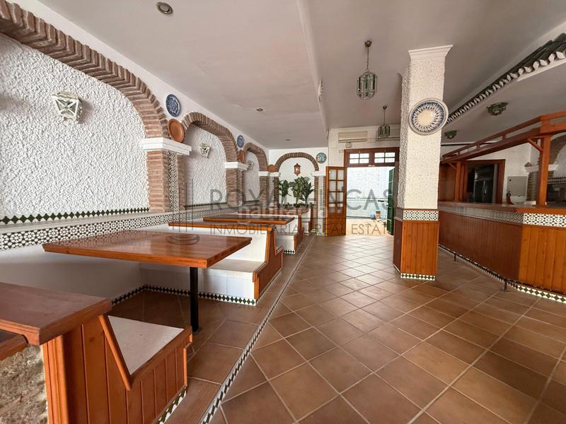 Foto 82579521-6401-4779-8117-719e0a3445b5. Location local commercial dans avenida las palmeras 162 dans Benalmádena