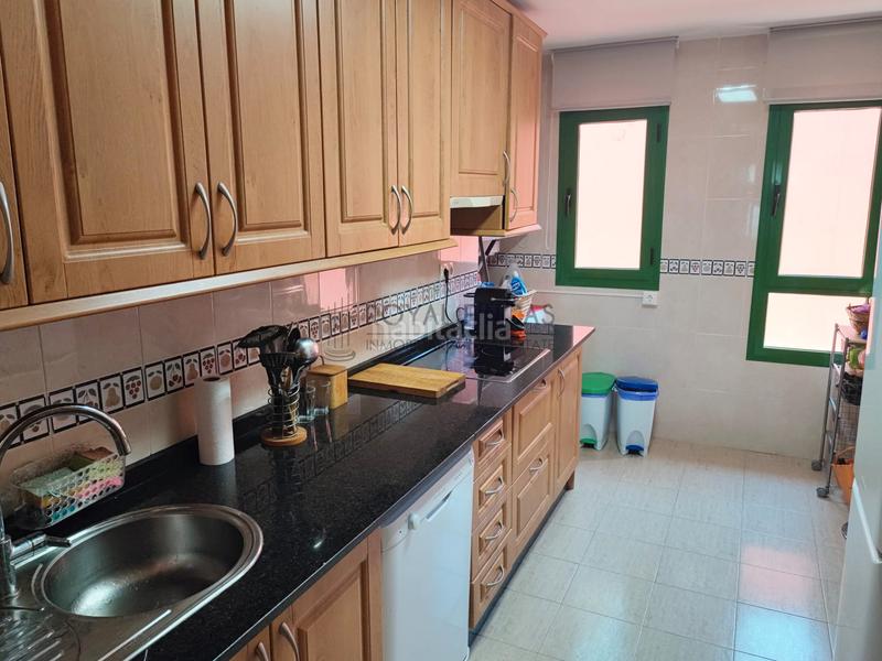 Foto 3d9bf31b-9e8d-4506-8a51-8b8bf45caa2d. Penthouse in calle las dalias 8b in Torreblanca del Sol Fuengirola