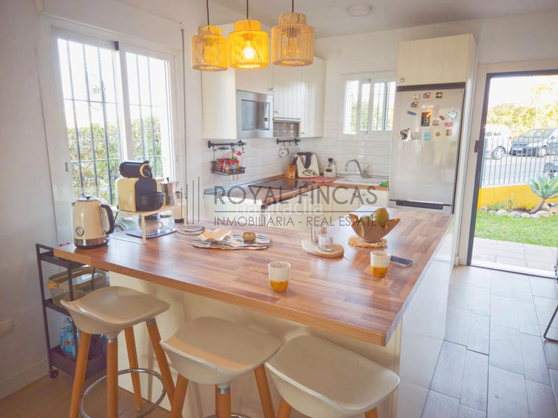 Foto 5bfd56c7-054e-4605-be73-9cd639c77733. Ground floor with pool in El Faro de Calaburra - Chaparral Mijas