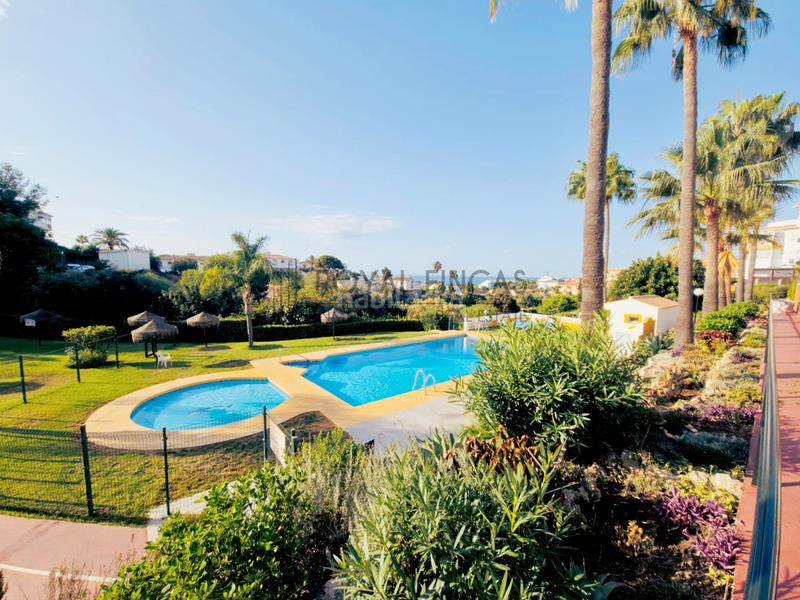 Foto 67b4ad8b-4fb8-498a-9856-f040e859173b. Planta baixa amb piscina a El Faro de Calaburra - Chaparral Mijas