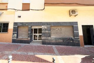 Local Comercial en Calle las Flores
