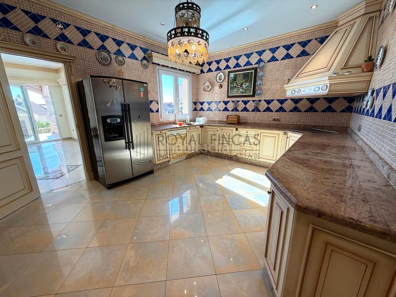 Foto 33acc824-ae92-4b0e-89bd-7508abfb1d61. Miete chalet mit heizung parking pool in Montealto - Monterrey Benalmádena