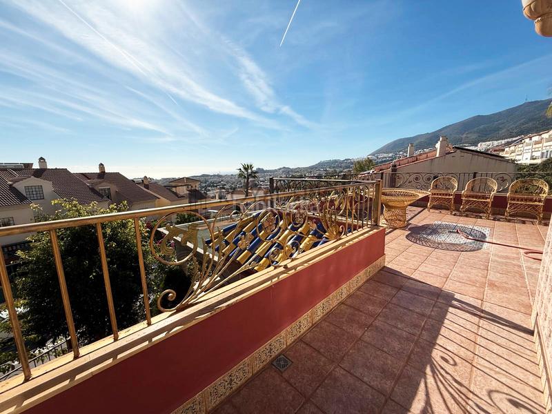 Foto 8197fc48-2681-43c2-bf75-309913bc6306. Rent chalet with heating parking pool in Montealto - Monterrey Benalmádena