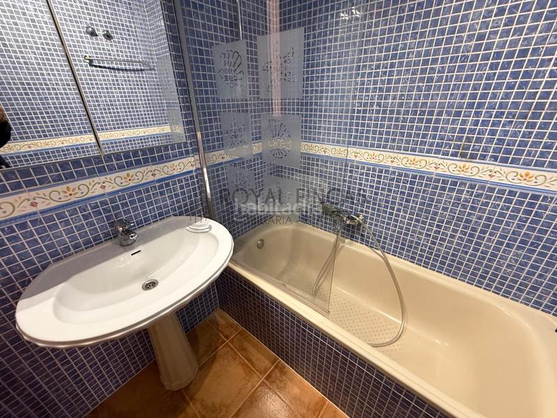 Foto 00728a75-583b-4c15-9683-99f2b14a813f. Location chalet avec chauffage parking piscine dans Benalmádena