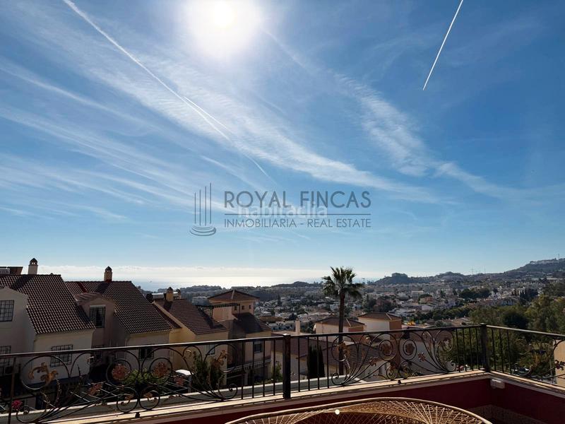 Foto 0b81f1f3-b449-42c7-b0e3-1cfb891dafd9. Location chalet avec chauffage parking piscine dans Benalmádena