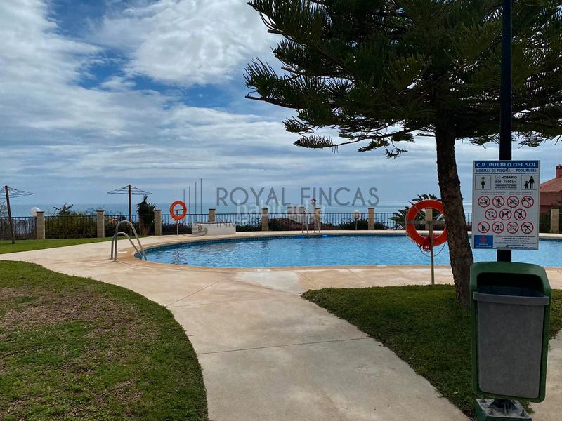 Foto 72d1e88c-7533-4f91-8677-2726ec550f66. Appartamento con camino riscaldamento parcheggio piscina in Fuengirola