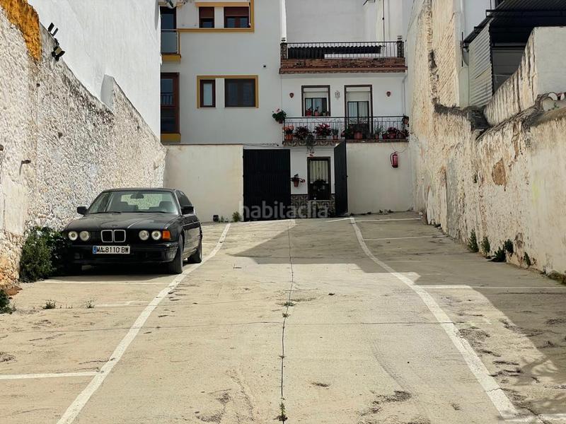 Foto 2f17e472-21b1-44fb-93f2-6c1d2f70ef40. Terreno residenziale in calle consejo 14 in Monda