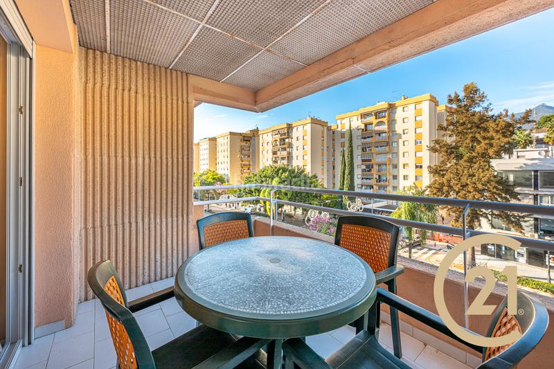 Apartament a Avenida ricardo soriano 43. Magnífico piso en avda. ricardo soriano - marbella