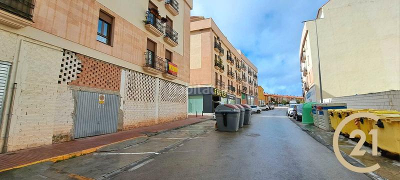 Foto bce0ec86-7bea-4ef1-b04e-e557077e7272. Local comercial a pasaje poeta luis cernuda 1 a Juzgados - La Feria Ronda