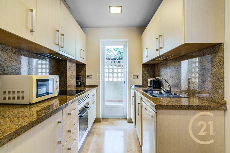 Foto 4cbaa172-e384-4d12-ab13-5476501882c9. Piano terra in calle caserío 4 in Paraiso - Barronal Estepona