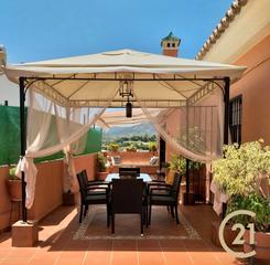 Casa a Calle topacio 10. ¡tú nueva vivienda te espera!