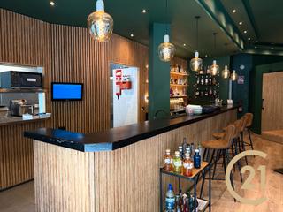 Traspàs Local Comercial a Plaza joaquín gómez agüera 4. ¡se traspasa hamburguesería en ricardo soriano en pleno centro d