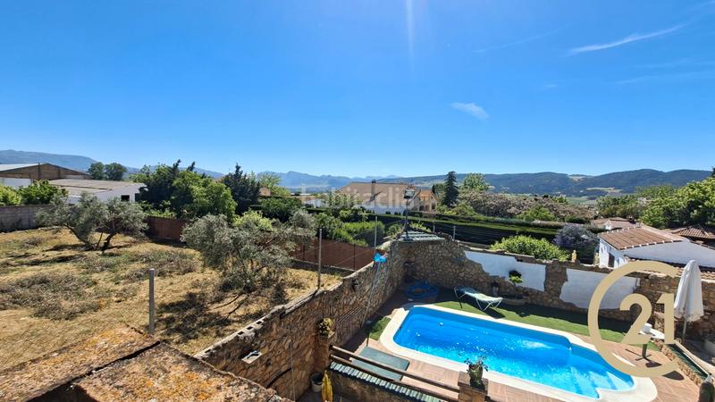 Foto 7b3515e0-e61d-4247-8ffa-5f38b9bcec79. Maison dans urbanización los arroyos 2 dans Arriate