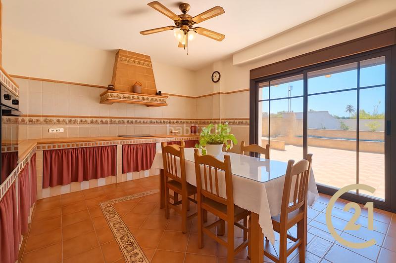 Foto 991bc4c7-7fac-4a21-a7e6-784a3d0efc7a. Maison dans urbanización los arroyos 2 dans Arriate