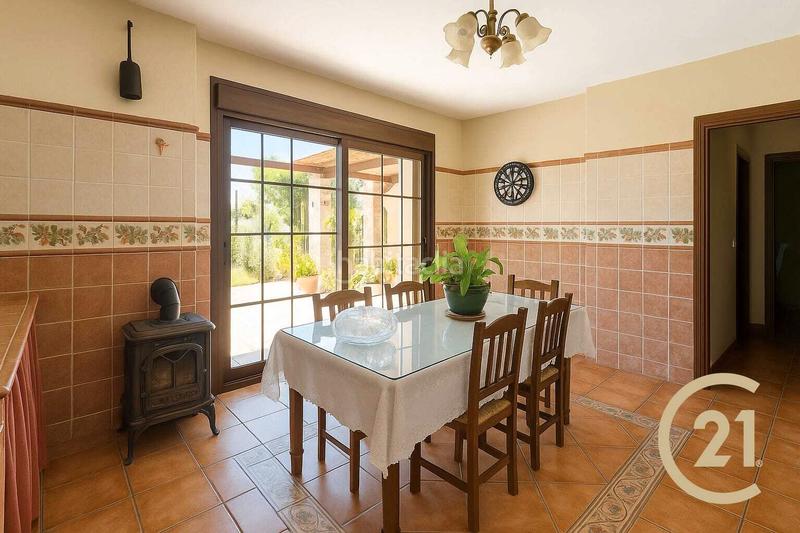 Foto b00f36fc-8f8a-432b-a485-d74cbb1d8022. Maison dans urbanización los arroyos 2 dans Arriate