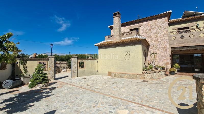 Foto c13b2951-26c9-489a-9ba2-572365324a79. Maison dans urbanización los arroyos 2 dans Arriate