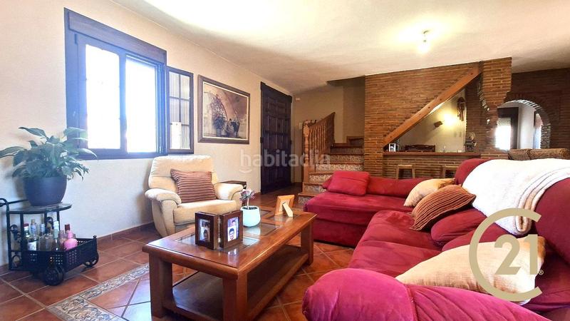 Foto c505bc74-056b-483d-9c43-3d89e97beea8. Maison dans urbanización los arroyos 2 dans Arriate