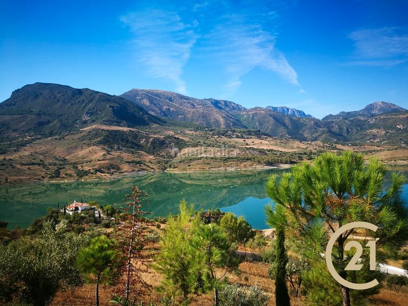 Foto f9d32ca5-e6e4-487f-8645-d1fe87c3931c. Chalet en calle veterin 10 finca rústica con piscina y vistas al pantano – lista para entrar a vivir en Gastor (El)
