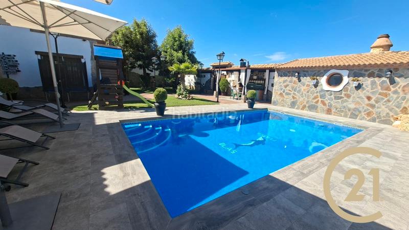 Foto 49e36736-06a7-4d04-a283-e2e113b9a420. Chalet dans urbanización los arroyos 20 dans Arriate