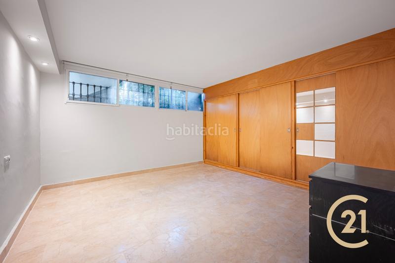 Foto d62c4670-0f33-46b6-8d2d-635fd47395c0. Maison jumelée dans calle comunidad san javier 28 dans Marbella