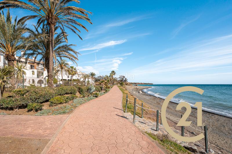 Foto d2e855c1-e520-4e08-900a-bcd21e04a6aa. Monolocale in urbanización hacienda beach 1 in El Velerín Estepona