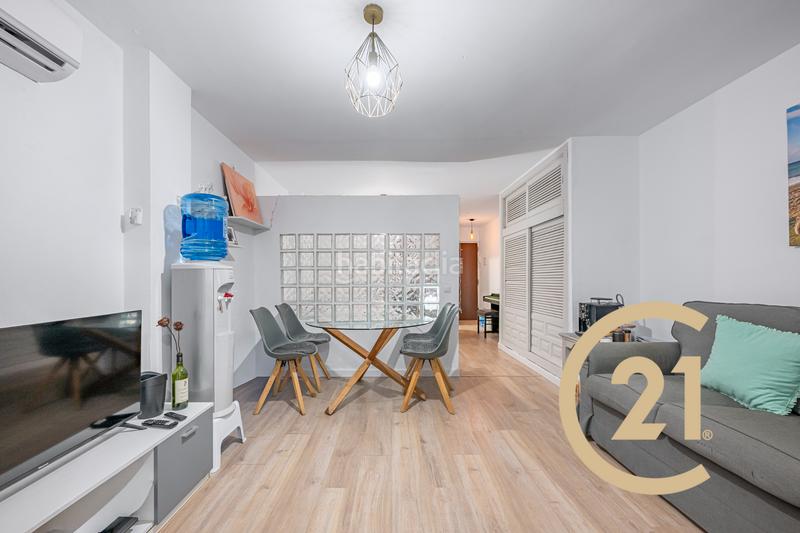 Foto f6eea1a3-ce7e-4f9d-a231-932139a78d4e. Monolocale in urbanización hacienda beach 1 in El Velerín Estepona