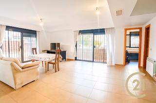 Chalet in Calle santiago apostol 35. Exclusiva casa pareada de 4 plantas en urbanización san rafael (