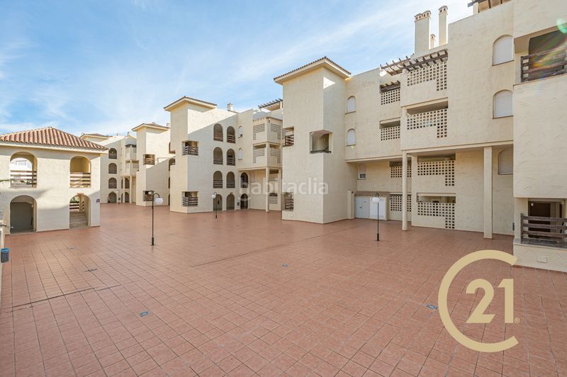 Foto be407ac9-2b8e-4bf3-b36e-a56518491760. Edifici a calle caserío 4 a Paraiso - Barronal Estepona