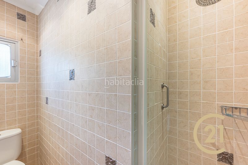 Foto 305223e7-323d-4d16-9422-b7f076cb5ee4. Casa amb xemeneia aparcament piscina a Torreguadiaro-San Diego Sotogrande