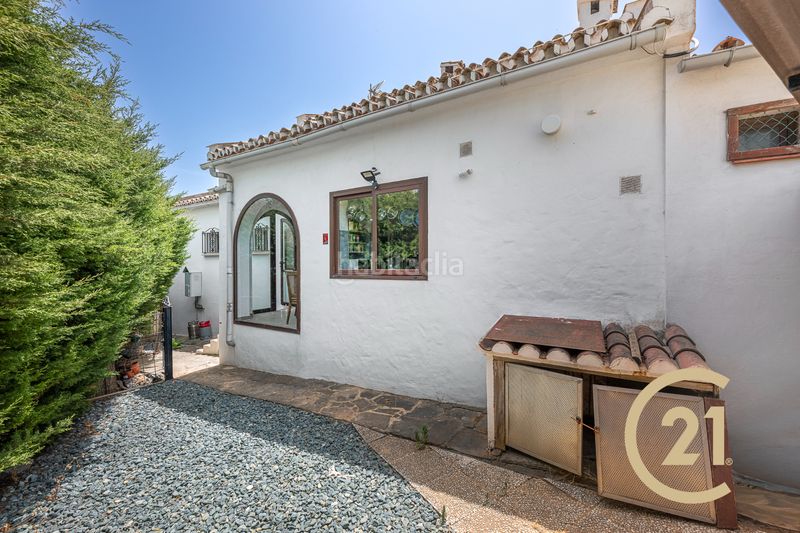 Foto 7c6886ff-e6e8-4618-9b0e-9274422e22ec. Casa amb xemeneia aparcament piscina a Torreguadiaro-San Diego Sotogrande