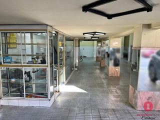 Local commercial à Sta. Marina - San Andrés - San Pablo - San Lorenzo. Local comercial de 300 metros  junto facultad de derecho