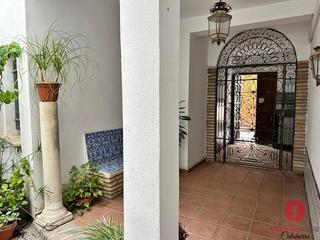 Appartement à Casco Histórico  - Ribera - San Basilio. Piso reformado en planta baja  zona la judería