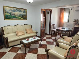Pis a Sector Sur. Piso con ascensor  zona sector sur