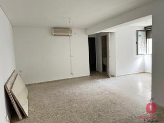 Pis a Sector Sur. Piso para reformar  zona alta sector sur